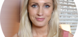 CarrieProfilePic-286x300